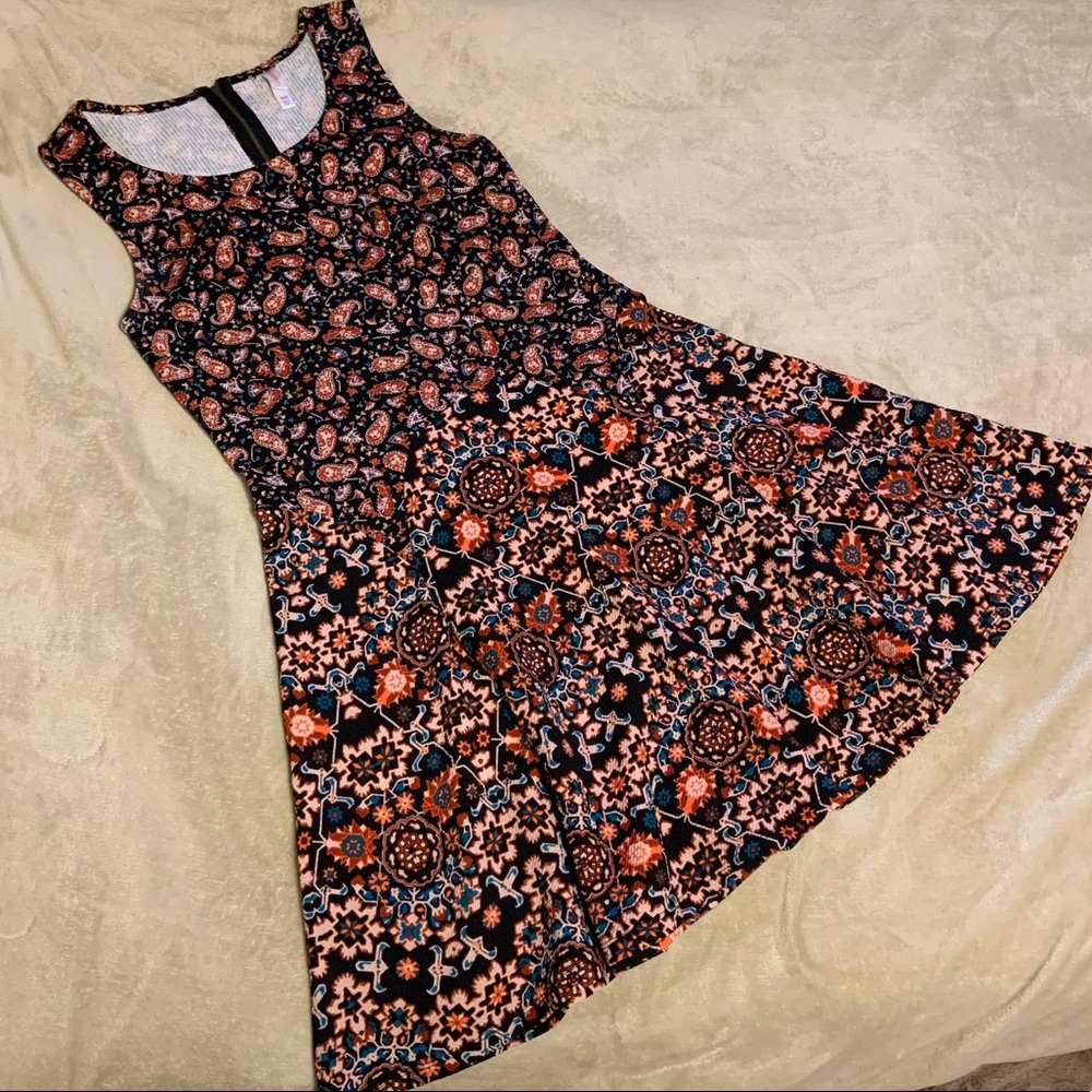 Paisley patterned dress size M from xhilaration
